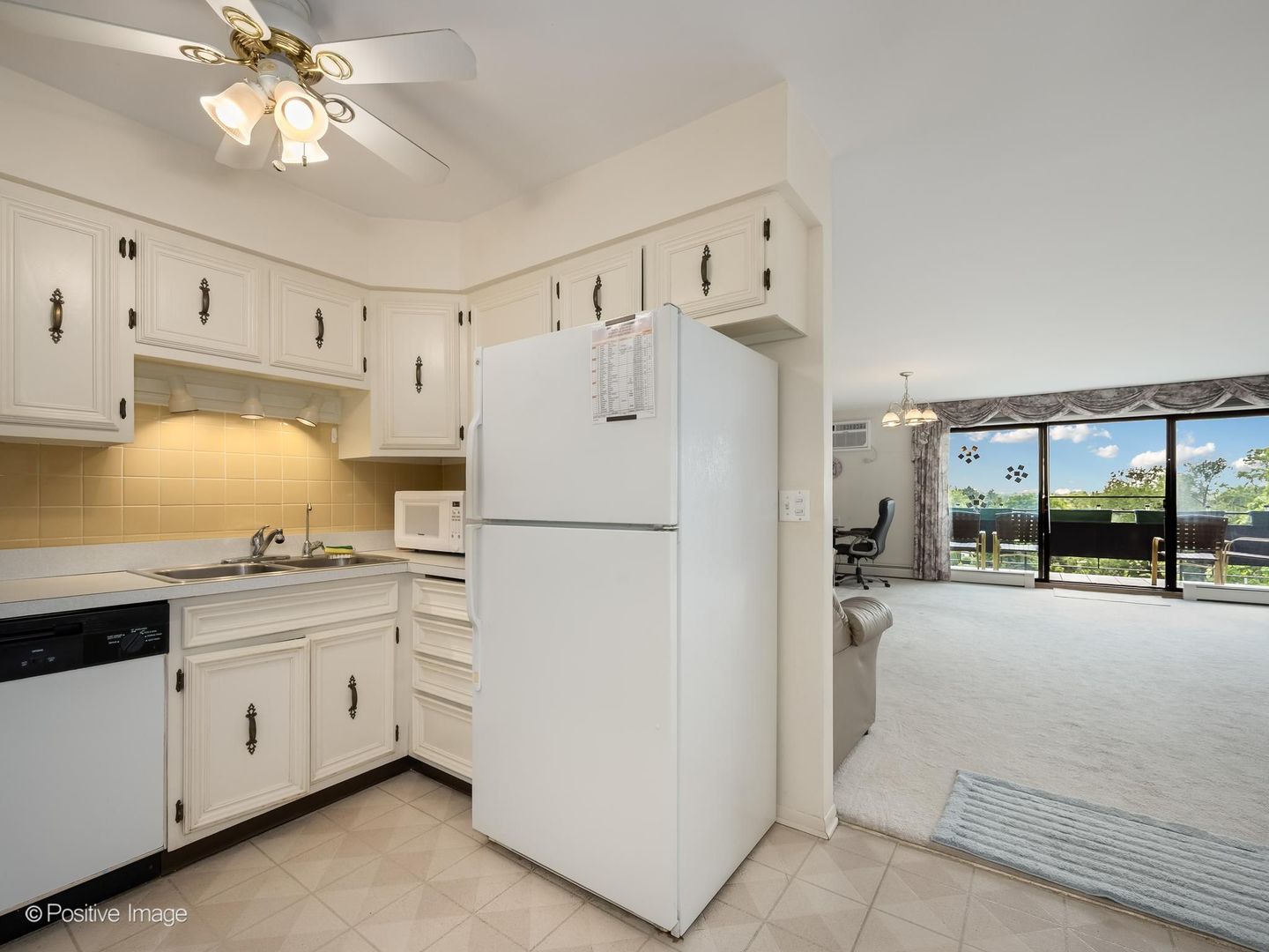 8045 N O'connor Drive 6c Property Photo 3