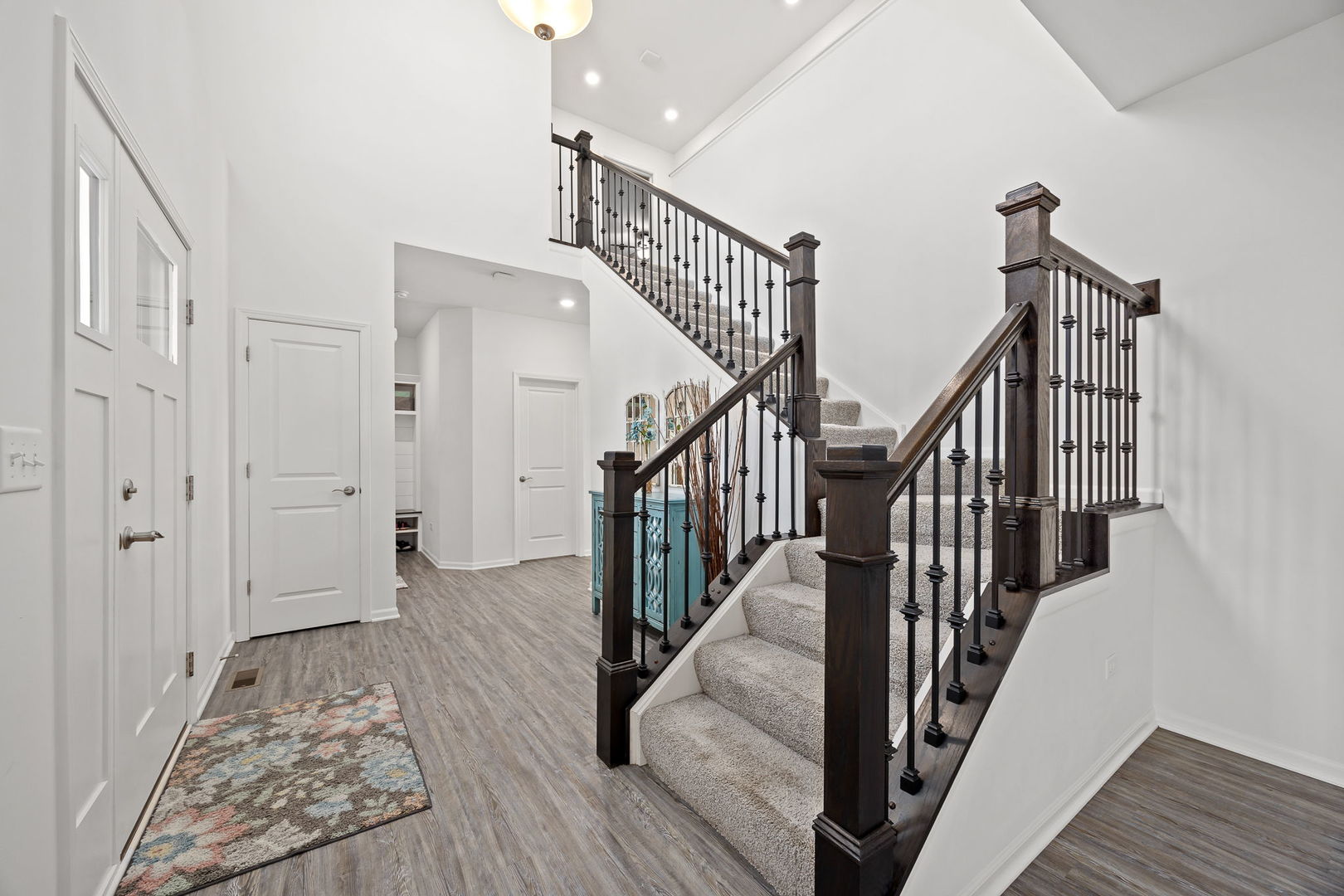 807 High Grove Drive Property Photo 10