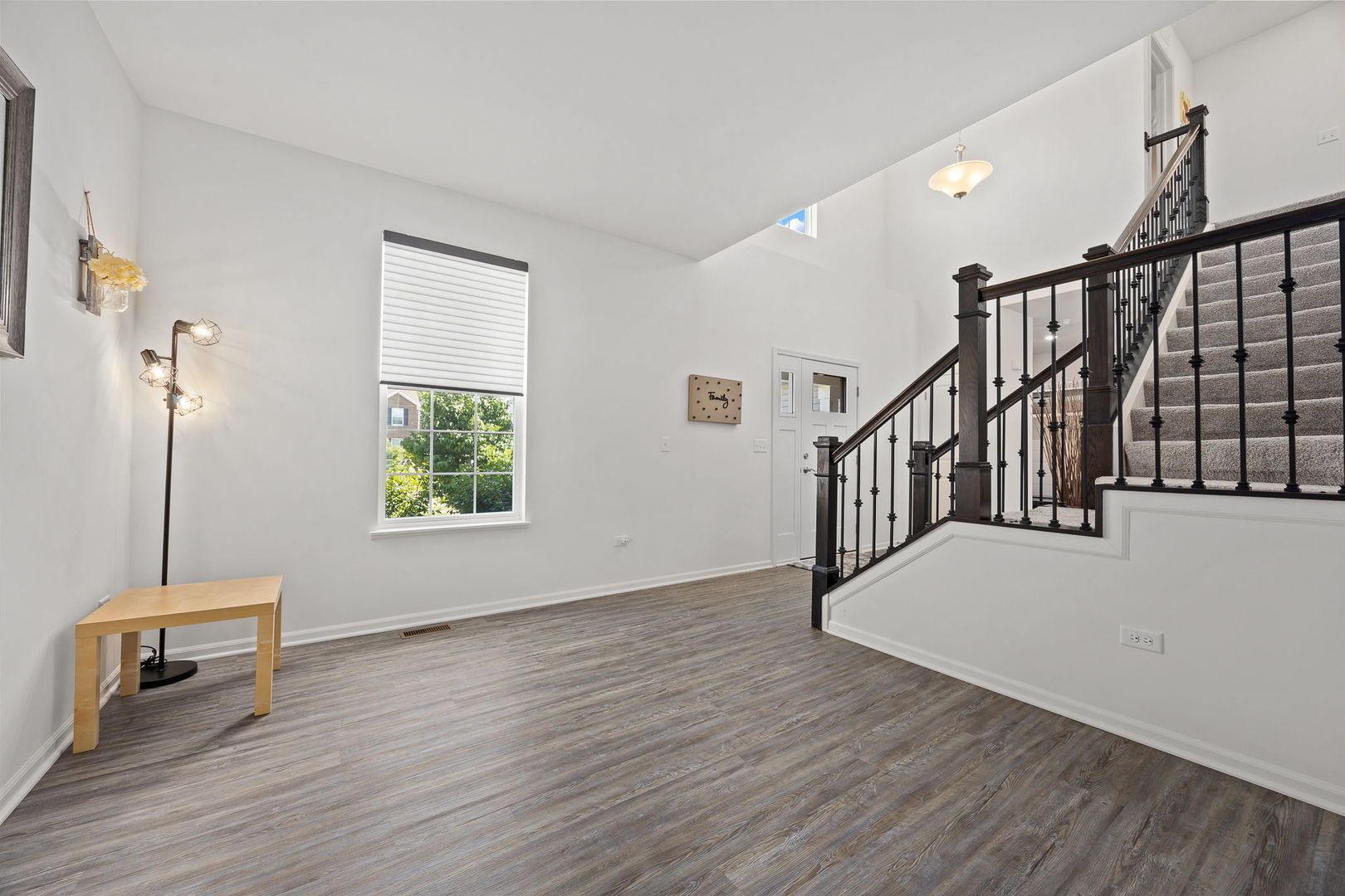 807 High Grove Drive Property Photo 11