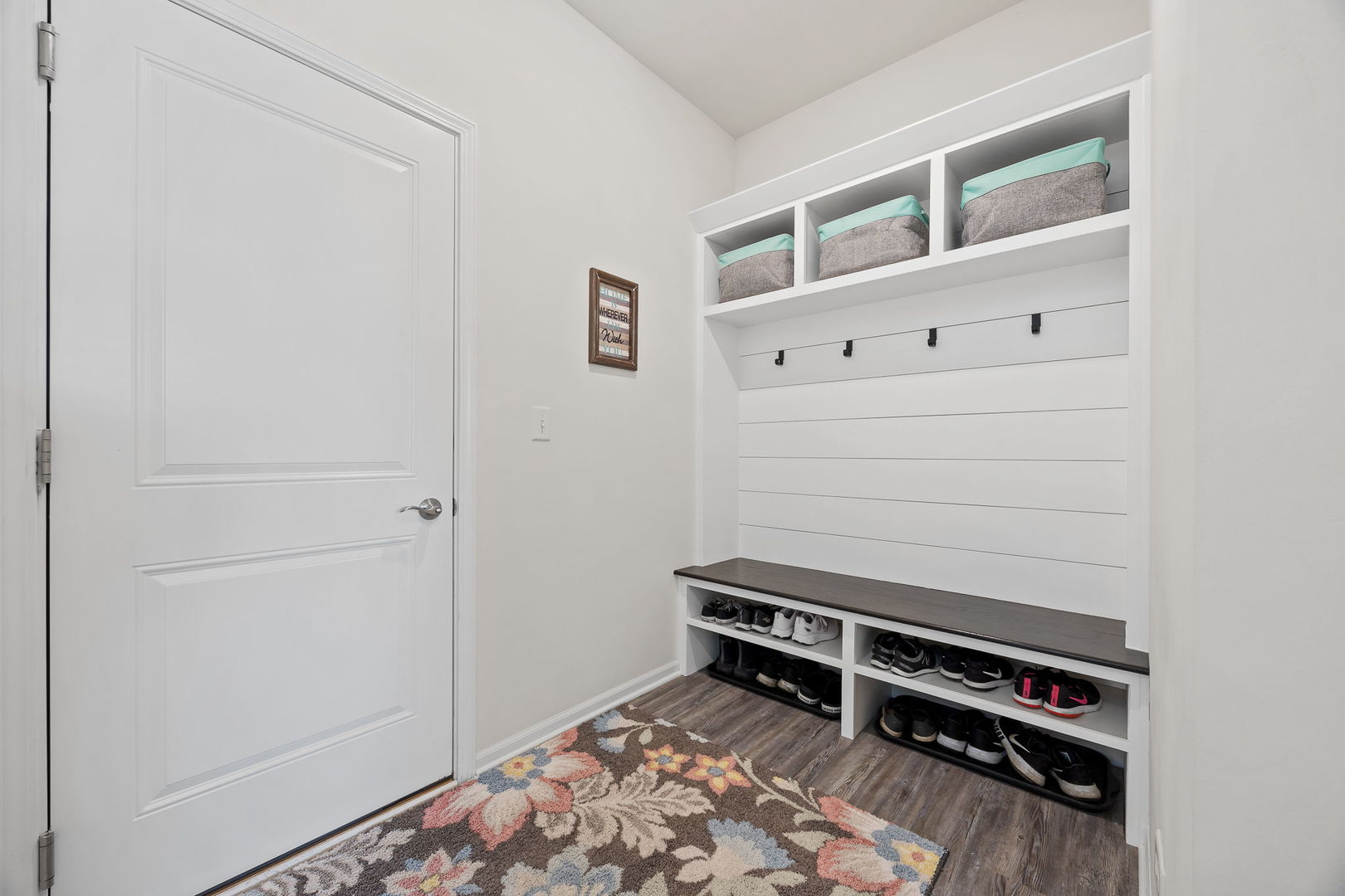 807 High Grove Drive Property Photo 16