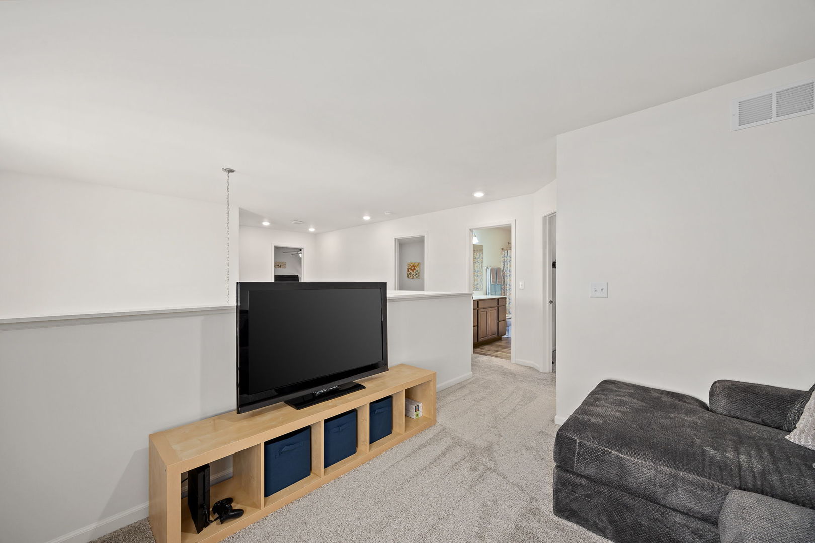 807 High Grove Drive Property Photo 25