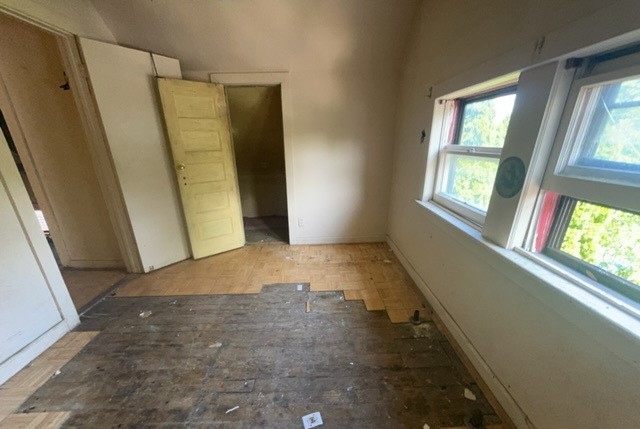 6941 S Michigan Avenue Property Photo 8