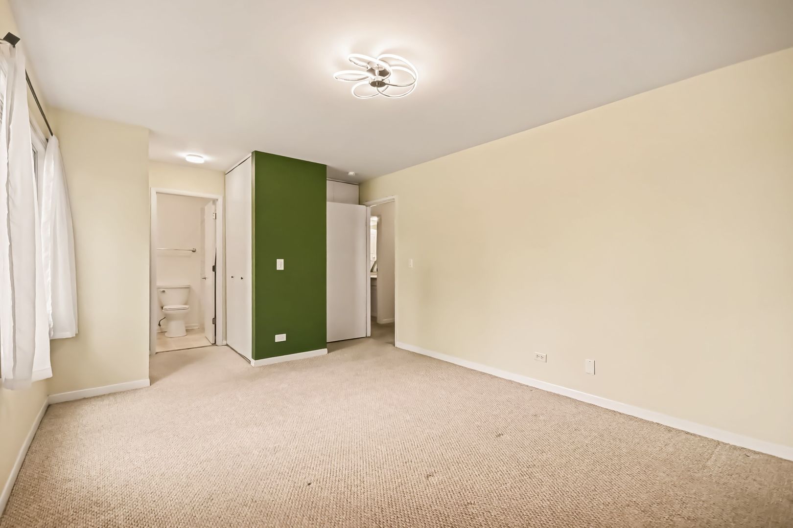 2920 Roberts Drive 4 Property Photo 12