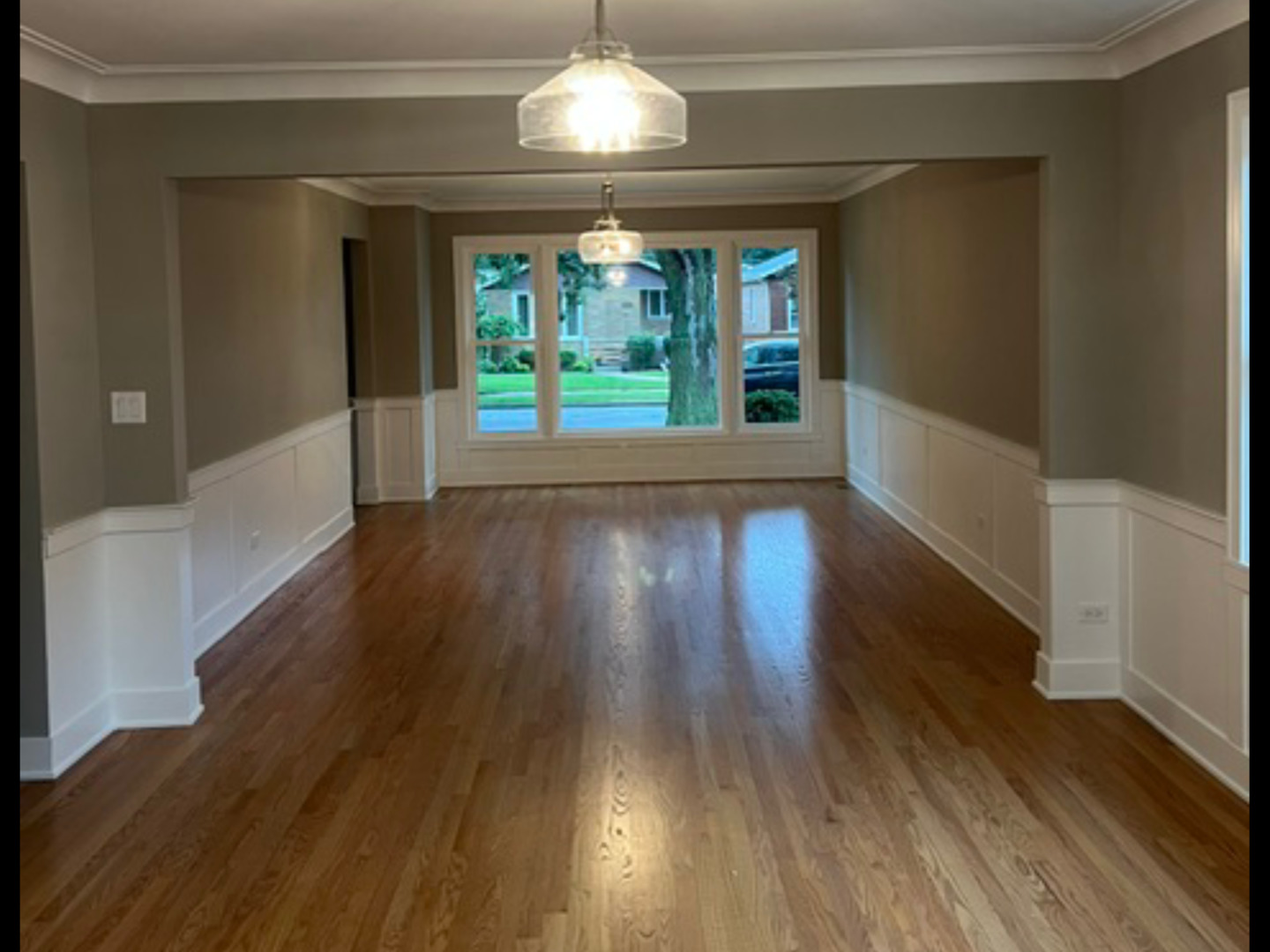 10030 S Fairfield Avenue Property Photo 2