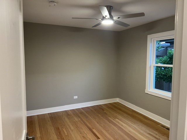 10030 S Fairfield Avenue Property Photo 10