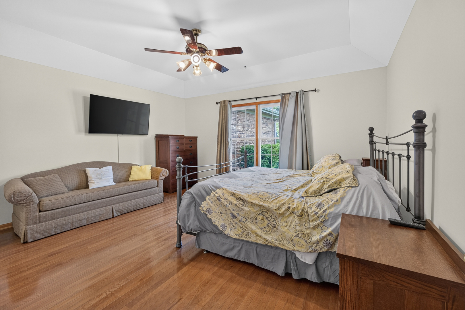 3932 Balmoral Court Property Photo 15