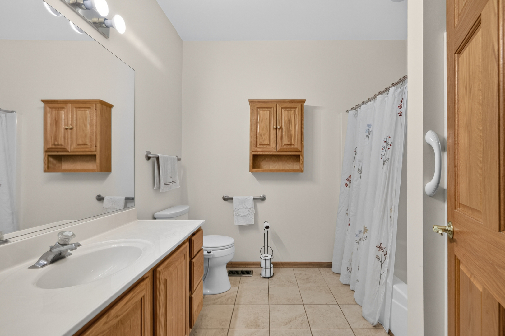 3932 Balmoral Court Property Photo 16