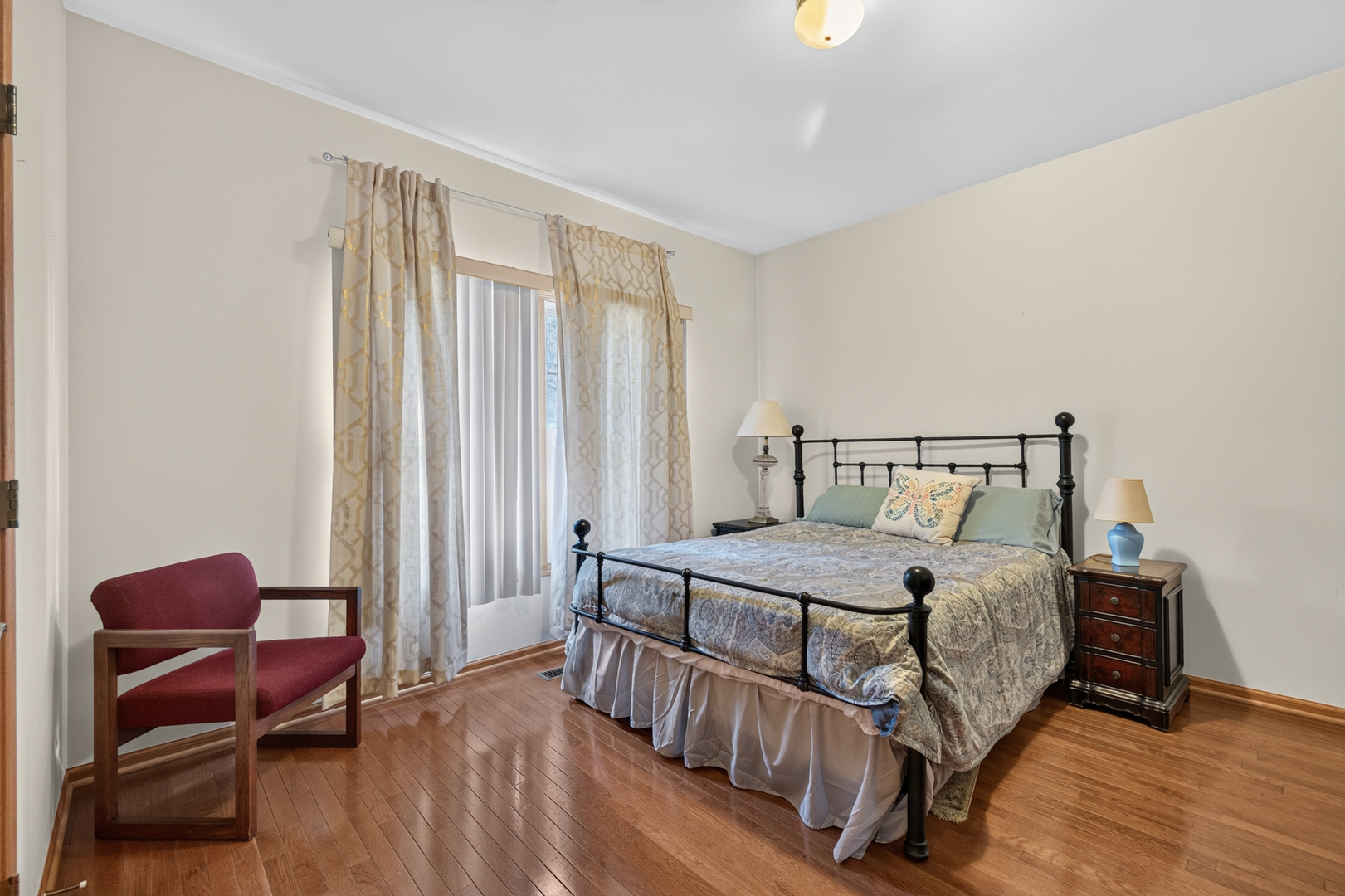 3932 Balmoral Court Property Photo 19