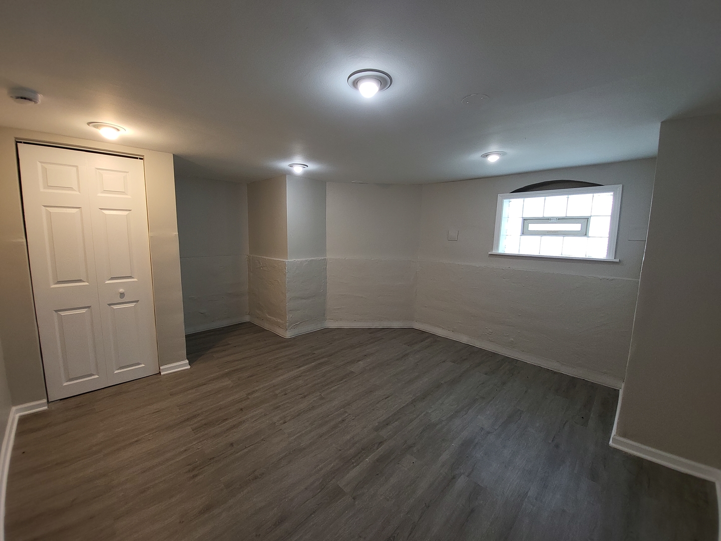 3042 N Lowell Avenue Property Photo 21