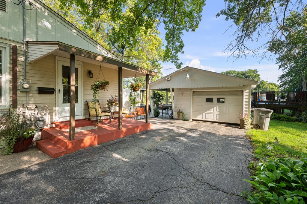 623 3rd Avenue Property Photo 7