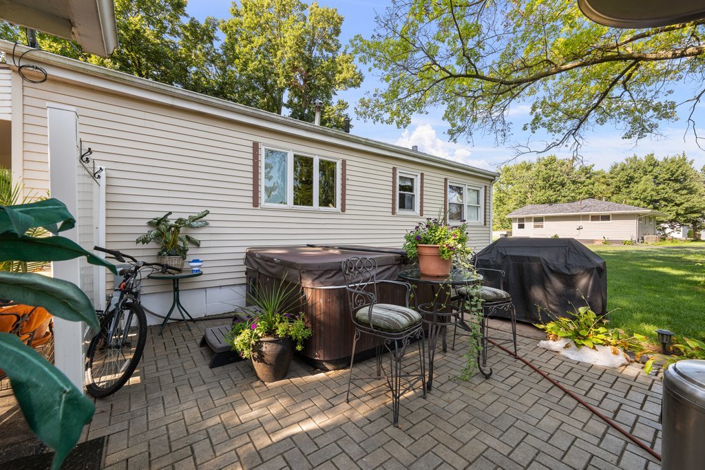 623 3rd Avenue Property Photo 11