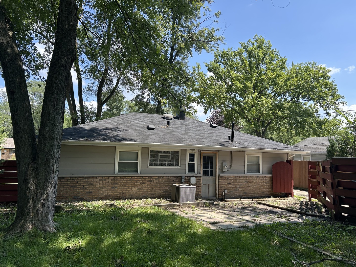 363 Blackhawk Drive Property Photo 4