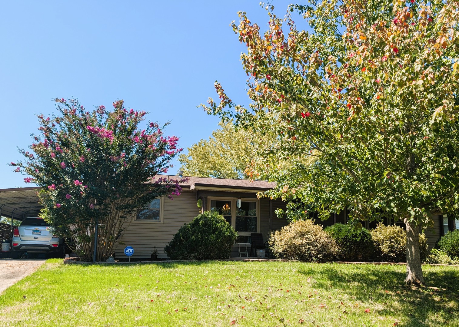 109 Belcher Street Property Photo 3