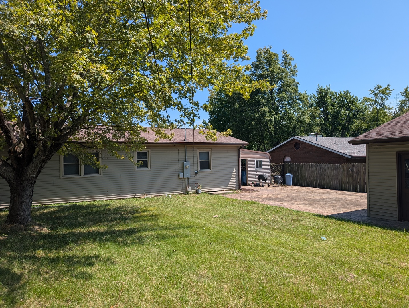109 Belcher Street Property Photo 6