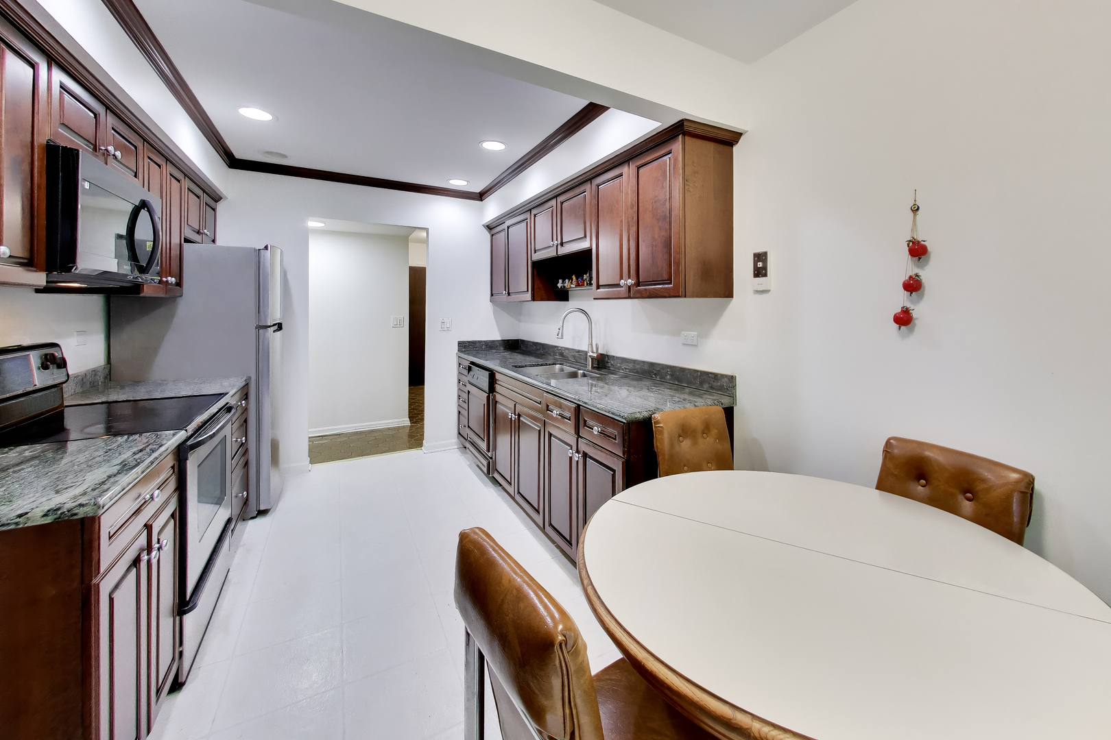 9529 Bronx Place 213 Property Photo 11