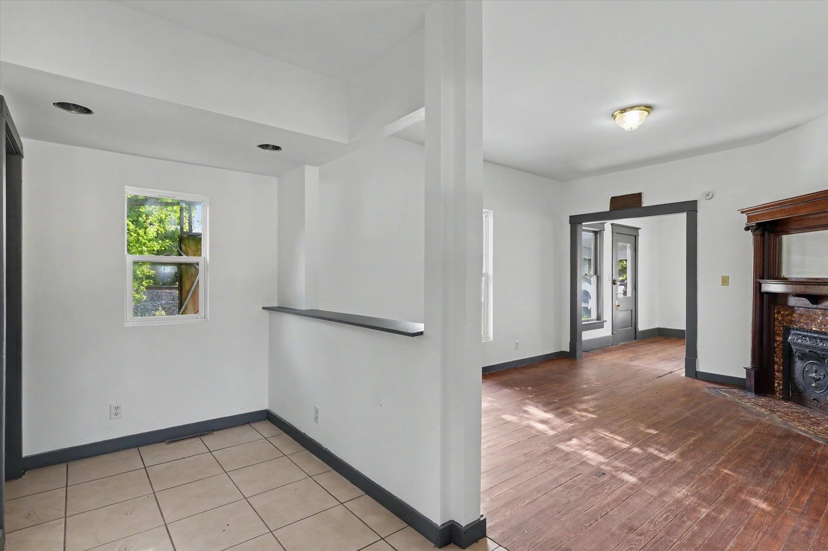 205 E Holloway Street Property Photo 12