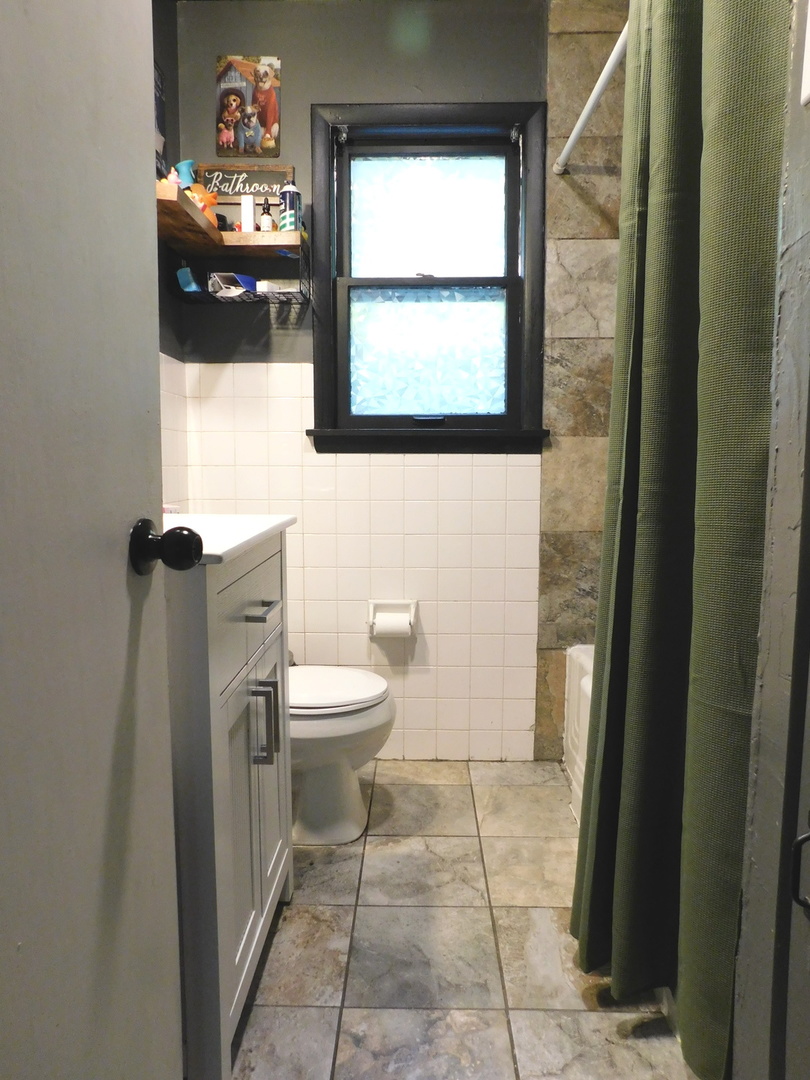 213 Sangamon Street Property Photo 15