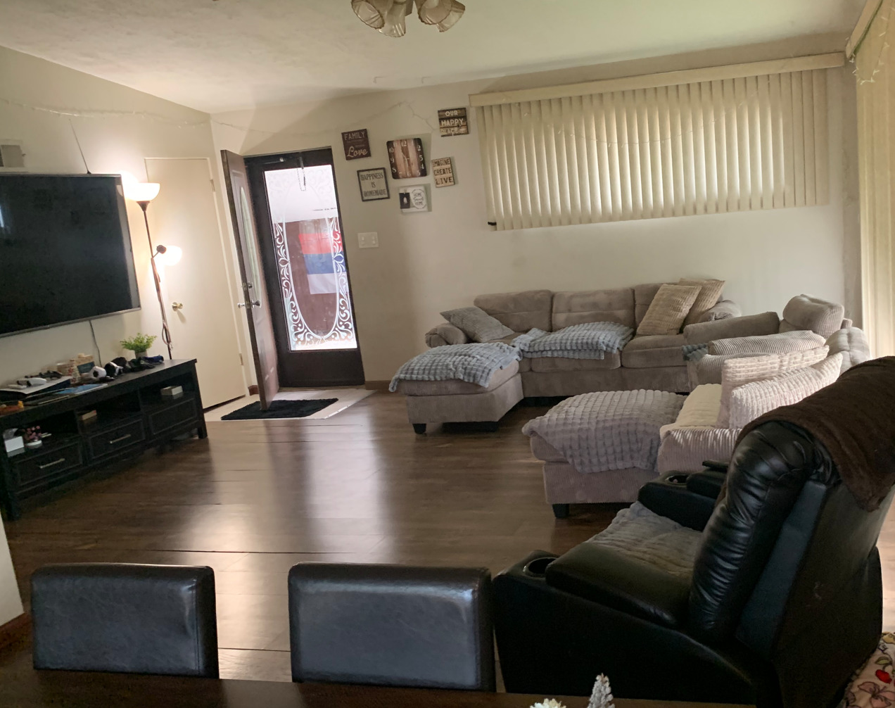 259 Barron Street Property Photo 4