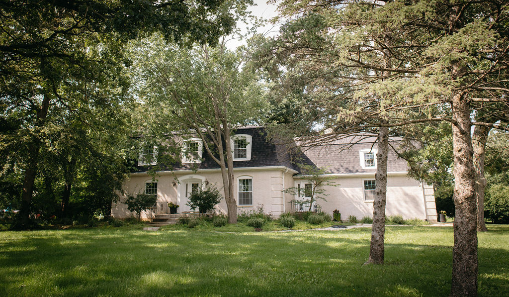 1304 Berwyn Street Property Photo 4