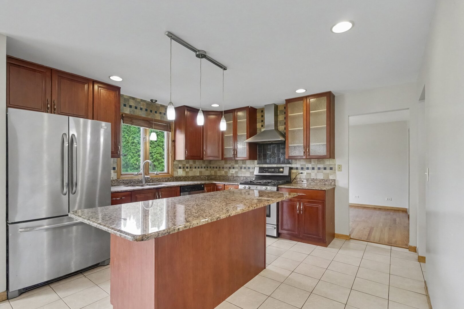 336 W Morris Avenue Property Photo 9