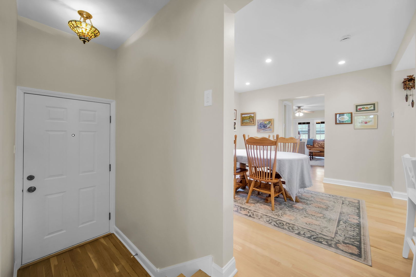 1858 Newcastle Avenue Property Photo 4