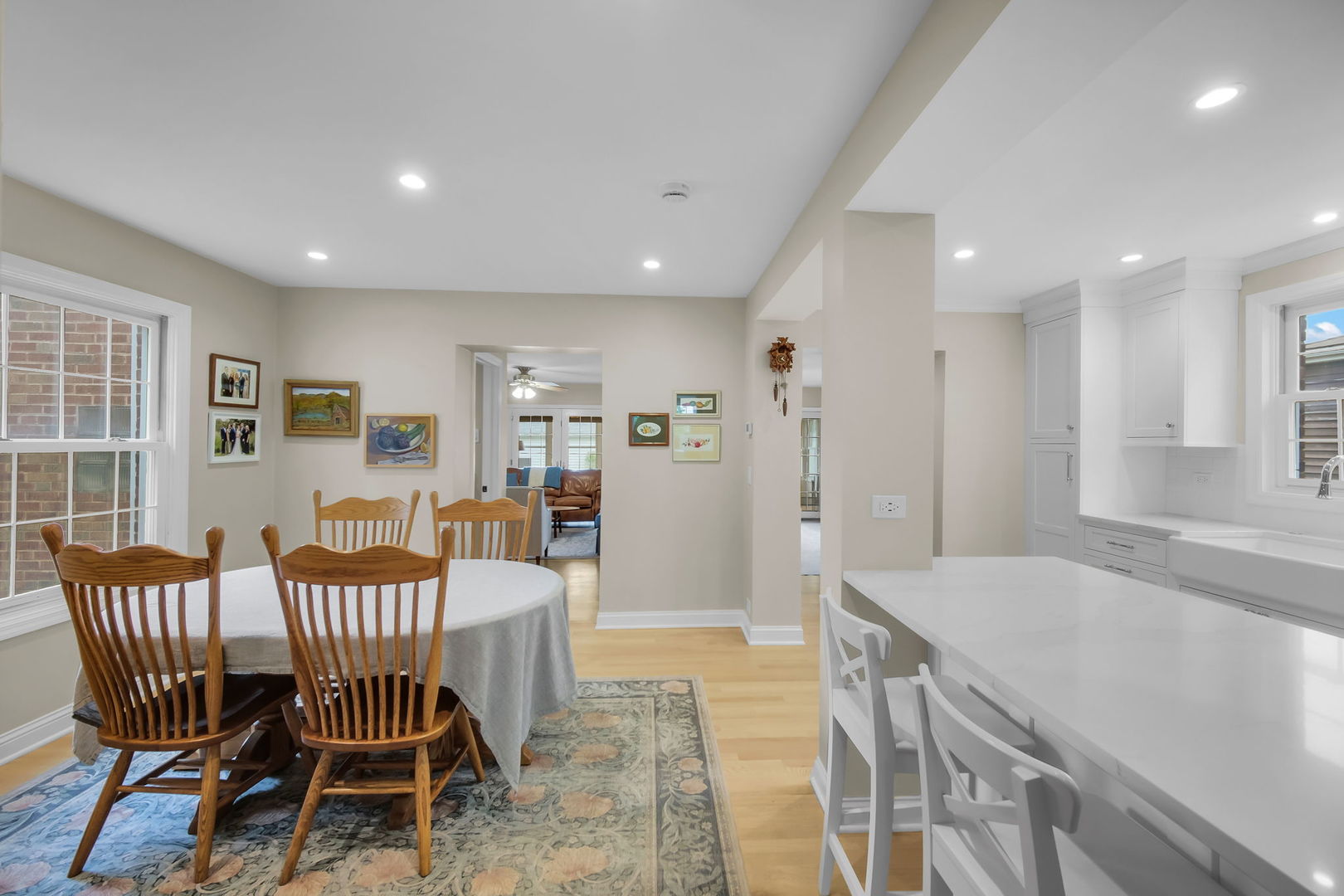 1858 Newcastle Avenue Property Photo 7