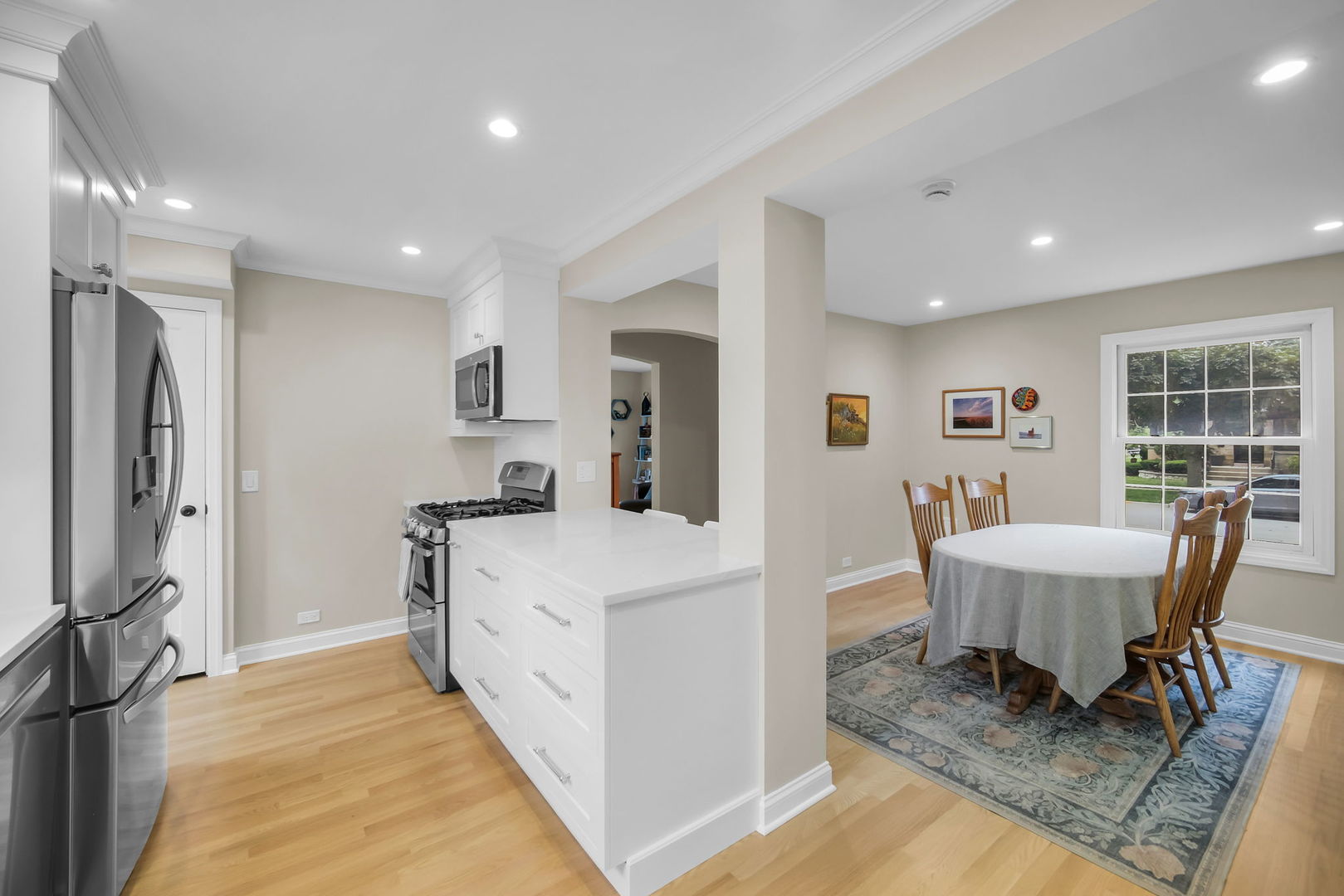 1858 Newcastle Avenue Property Photo 10