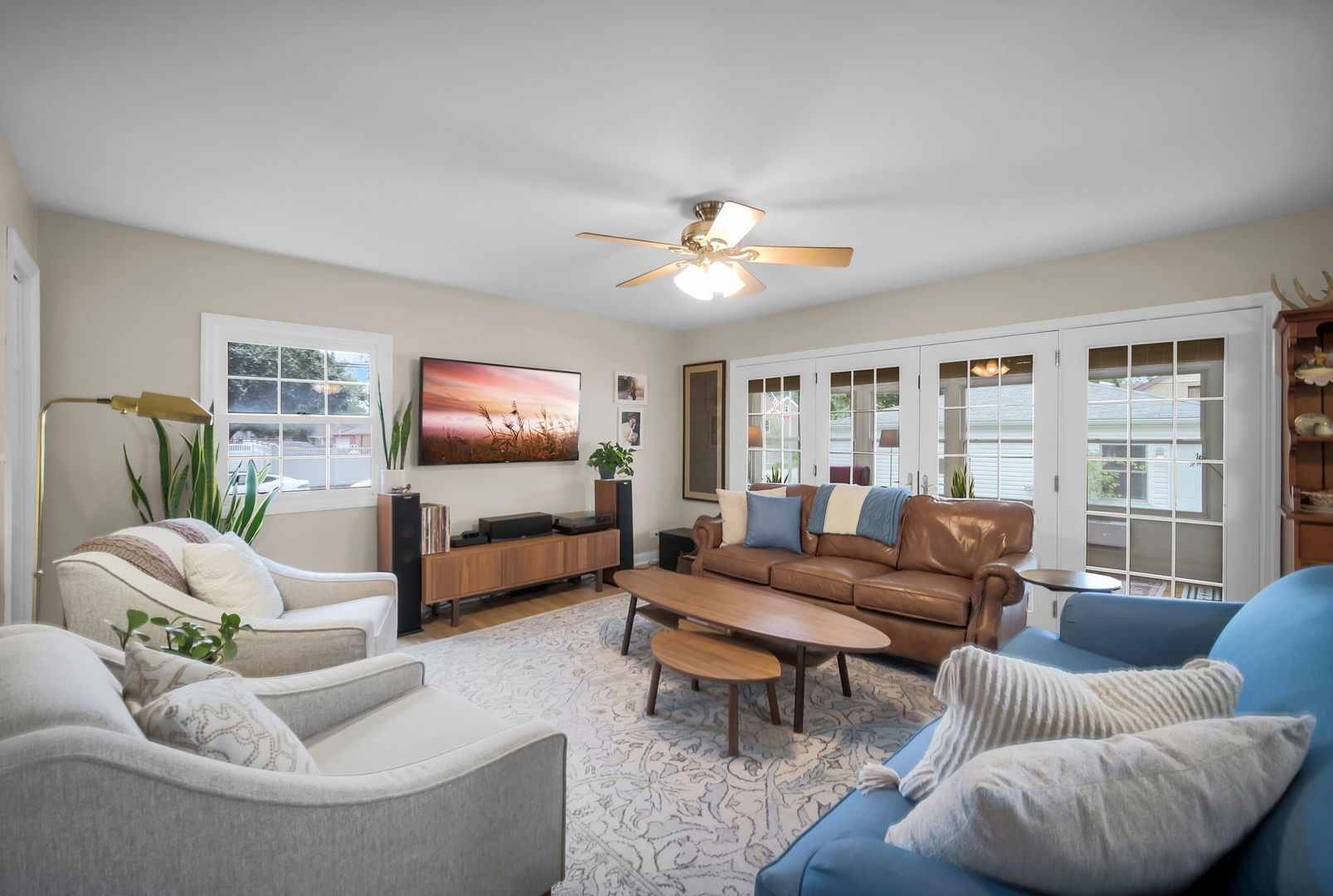 1858 Newcastle Avenue Property Photo 15