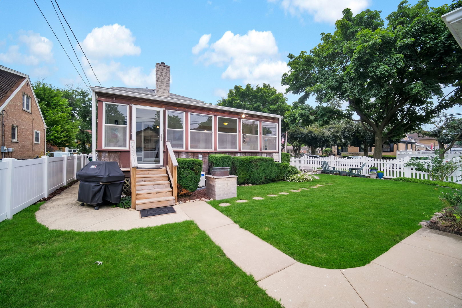 1858 Newcastle Avenue Property Photo 39