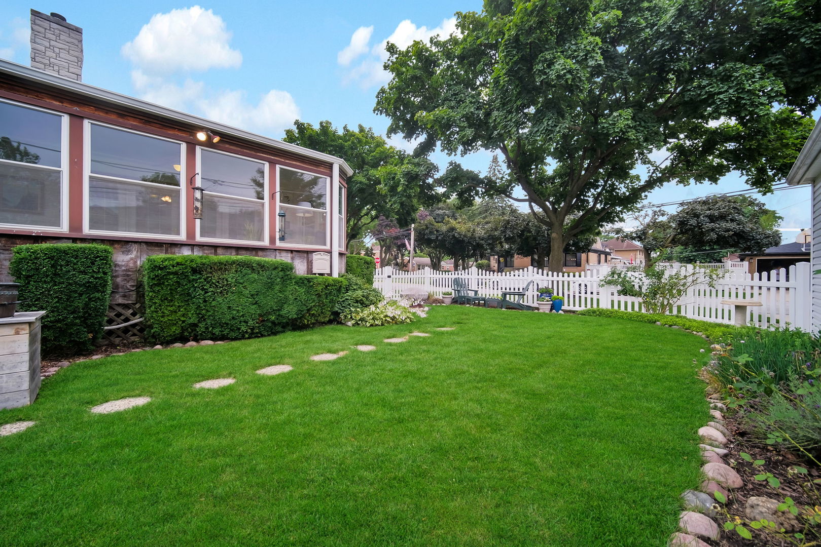 1858 Newcastle Avenue Property Photo 40