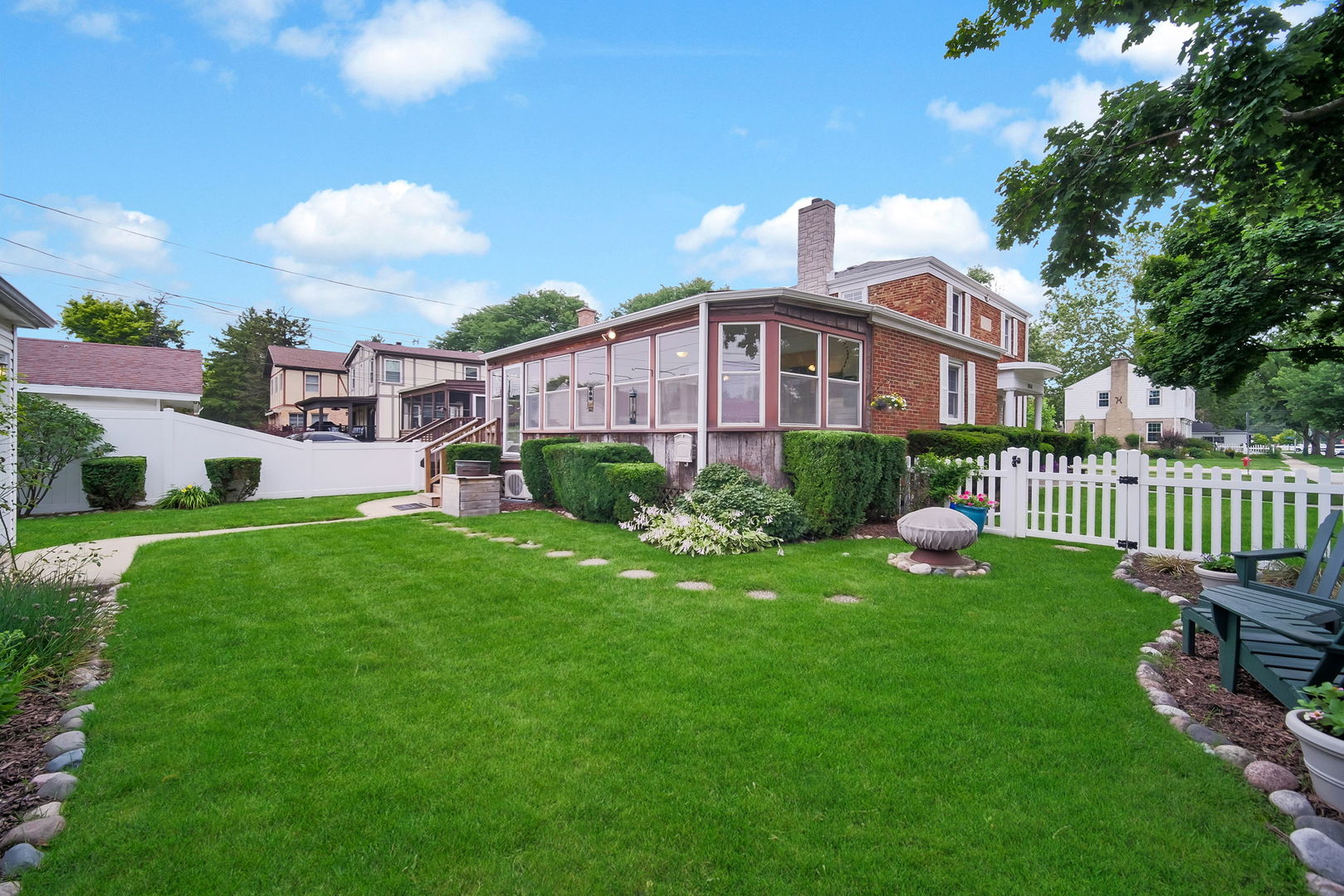 1858 Newcastle Avenue Property Photo 42