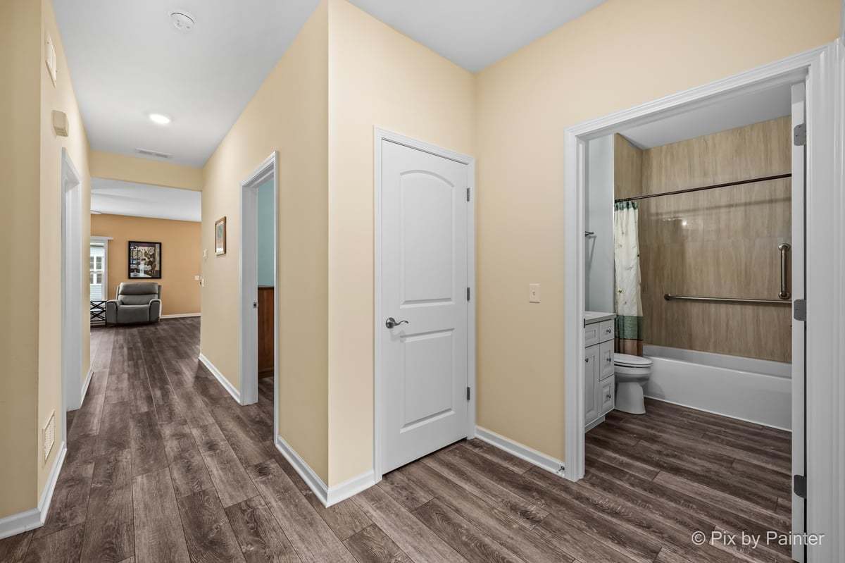 806 Bristol Avenue Property Photo 7
