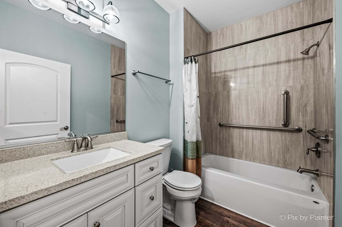 806 Bristol Avenue Property Photo 10
