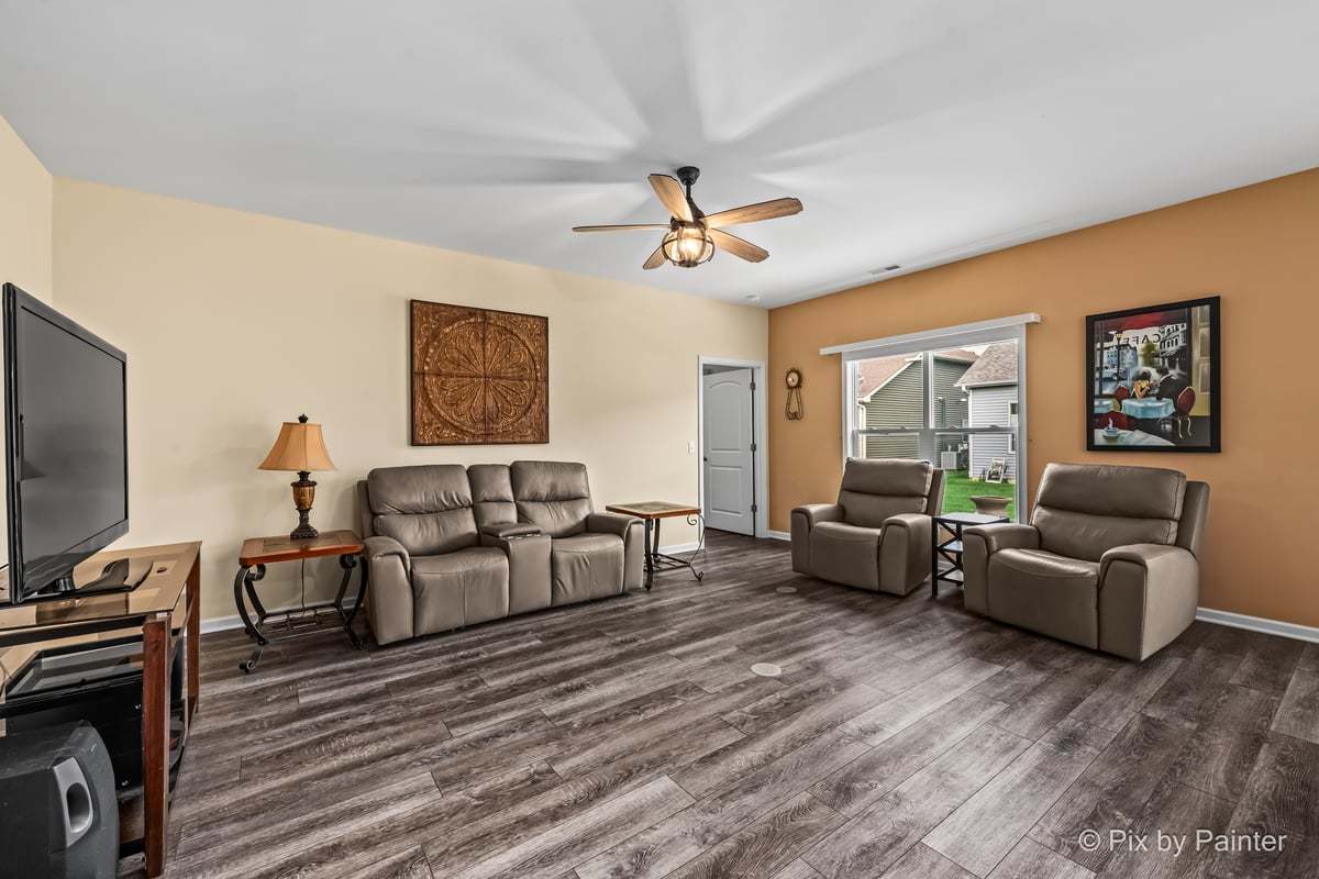 806 Bristol Avenue Property Photo 15