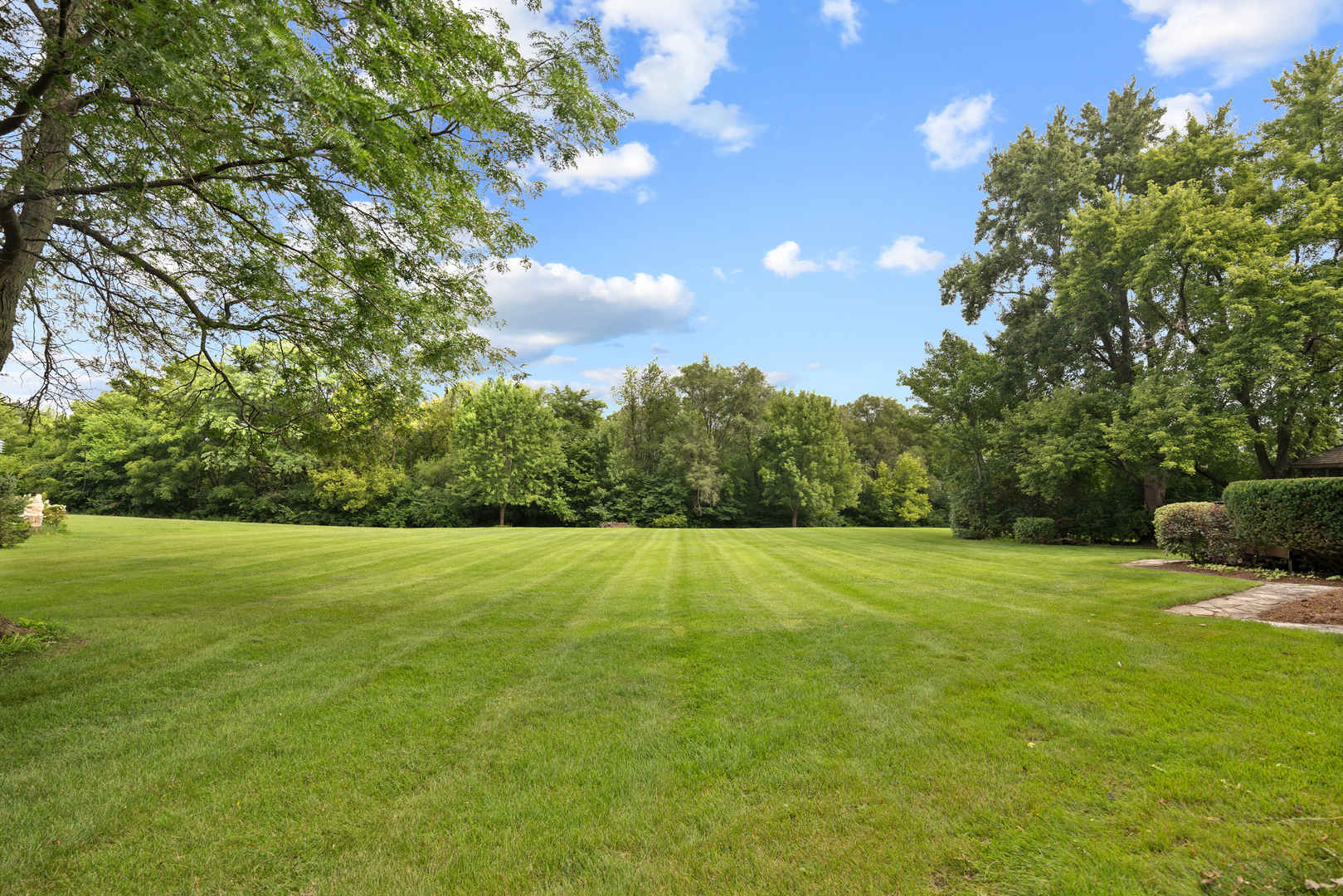 1150 Anne Court Property Photo 4