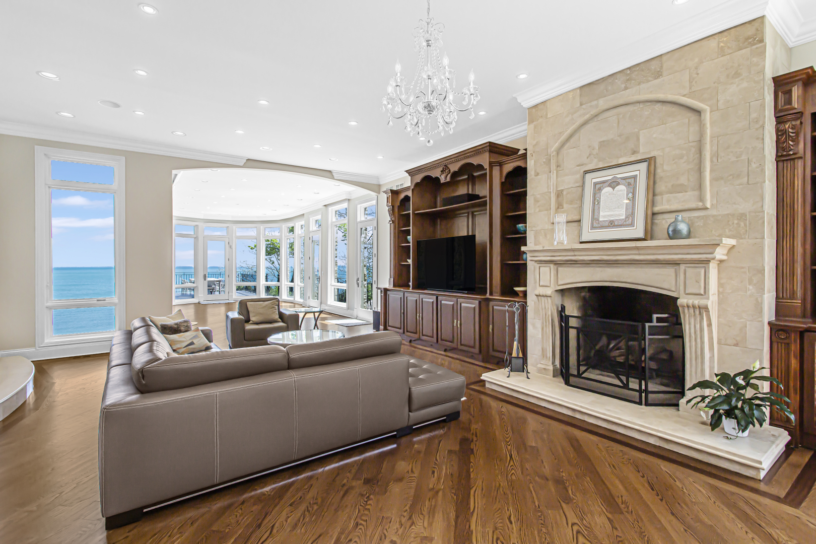 70 Harbor Street Property Photo 21