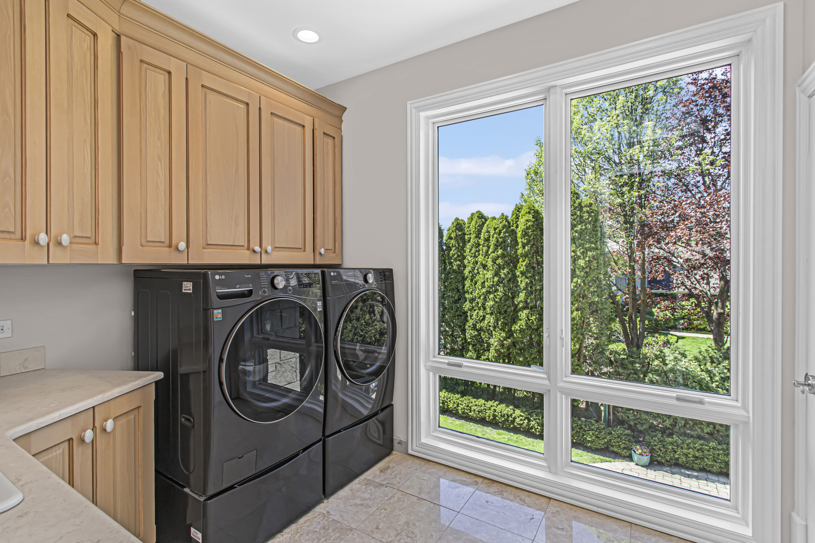 70 Harbor Street Property Photo 47