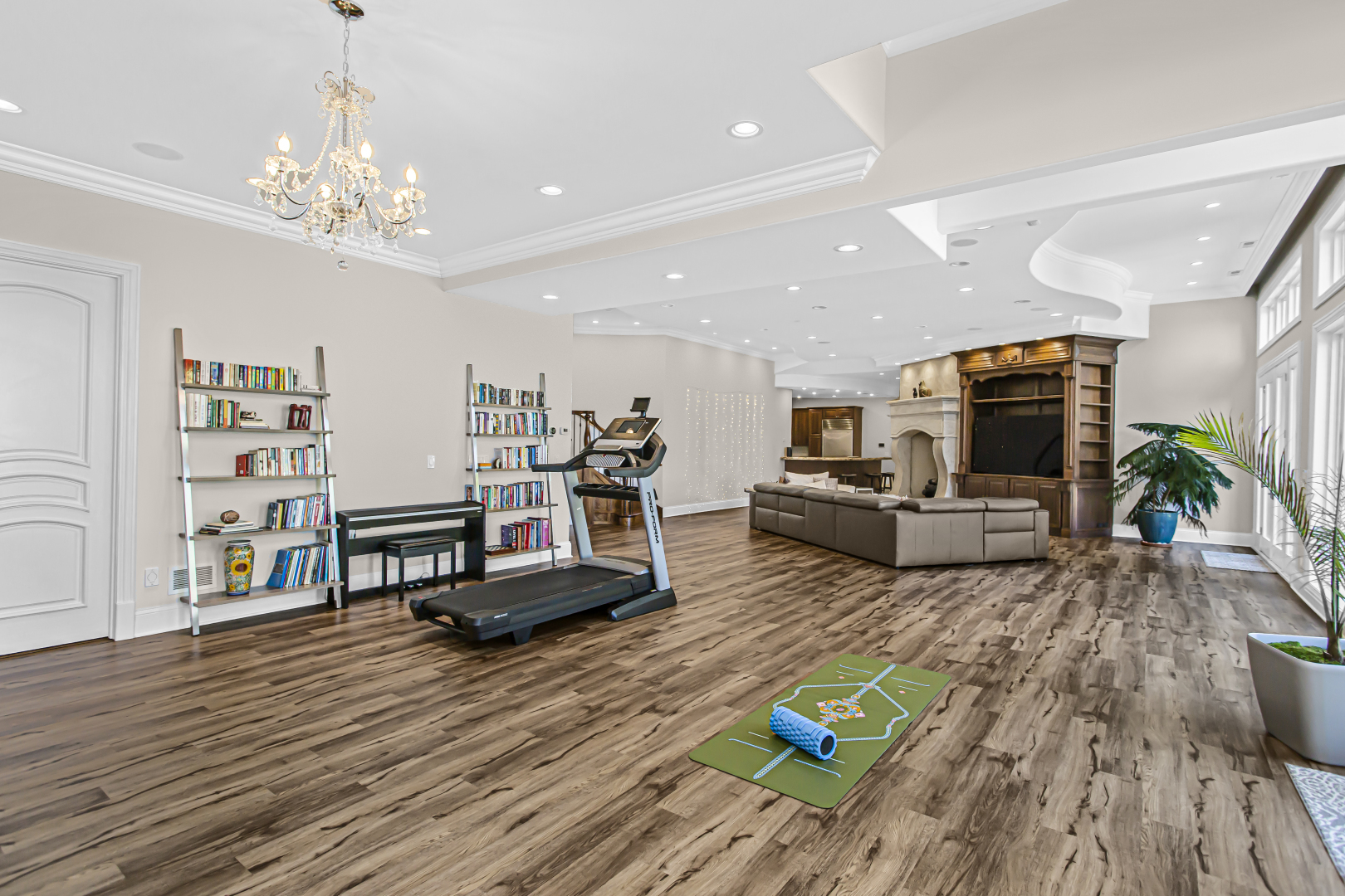 70 Harbor Street Property Photo 52