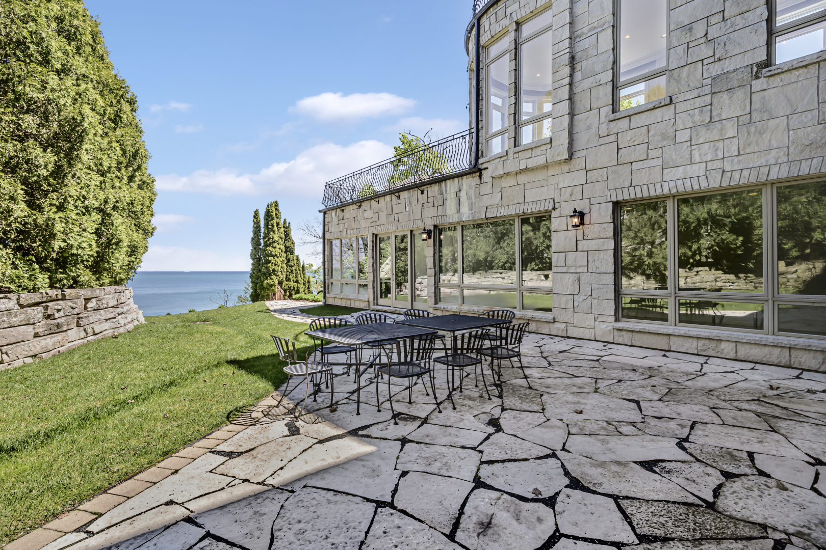 70 Harbor Street Property Photo 68