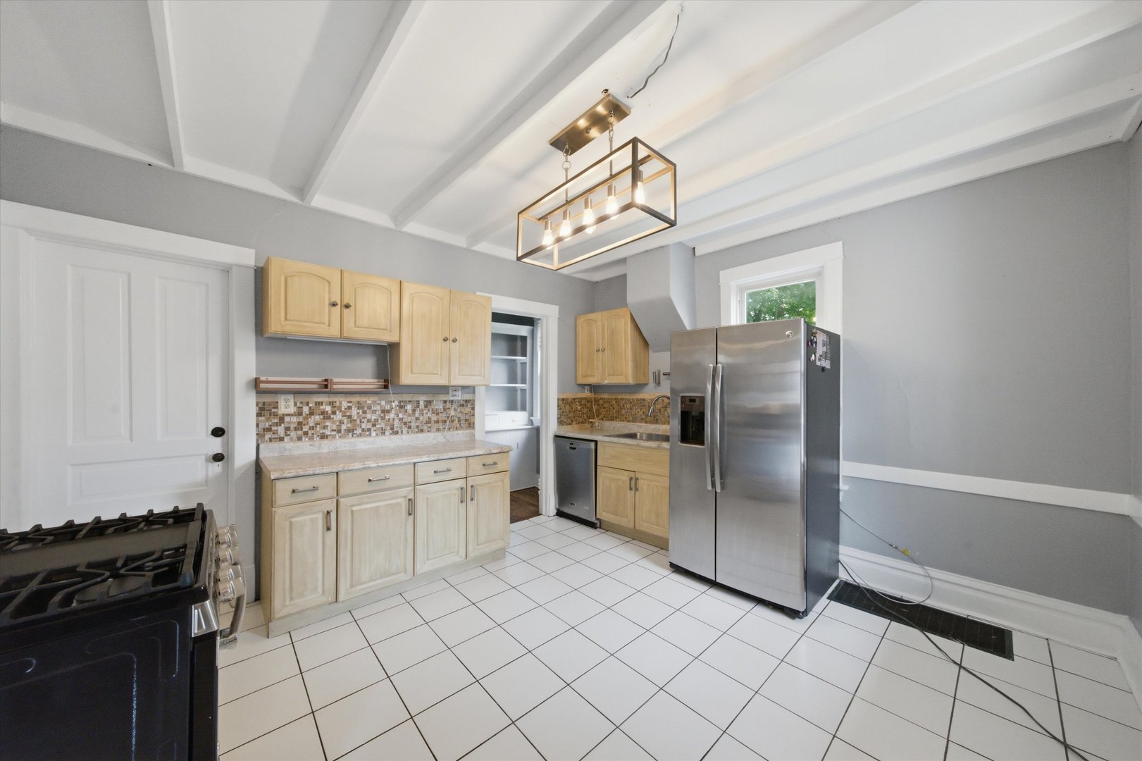 247 N Brockway Street Property Photo 7