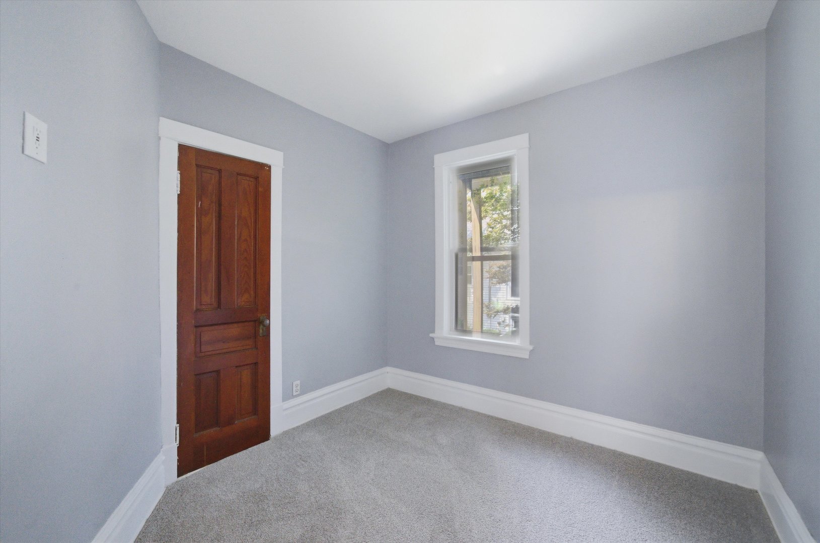 247 N Brockway Street Property Photo 12