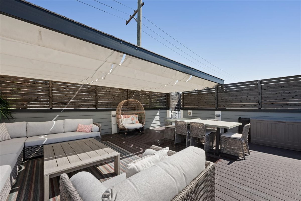 2448 W Moffat Street Property Photo 40