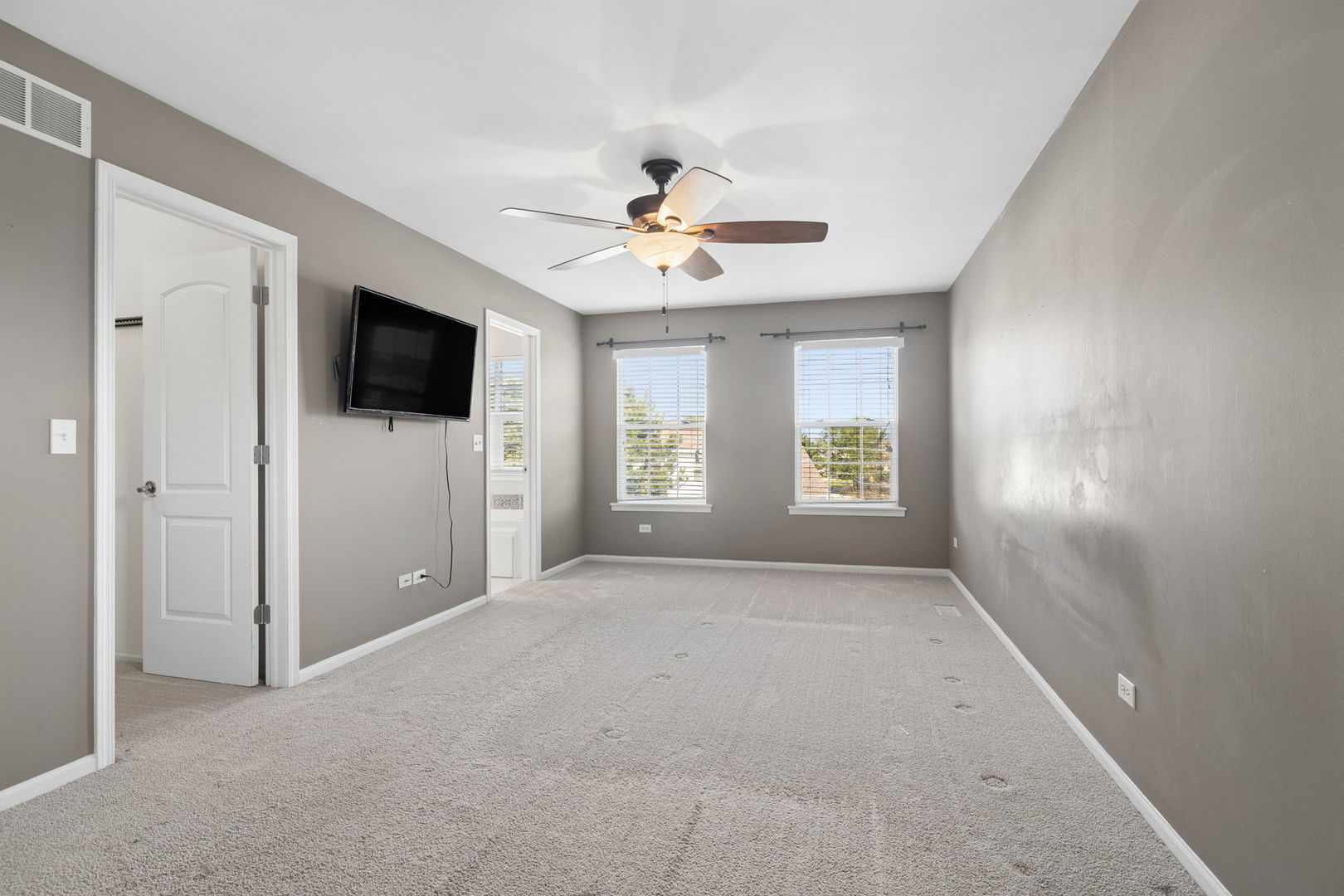 384 W Otto Drive Property Photo 13