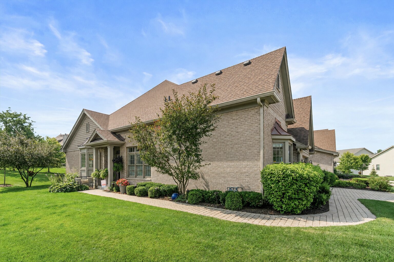 3903 Ridge Pointe Drive Property Photo 3