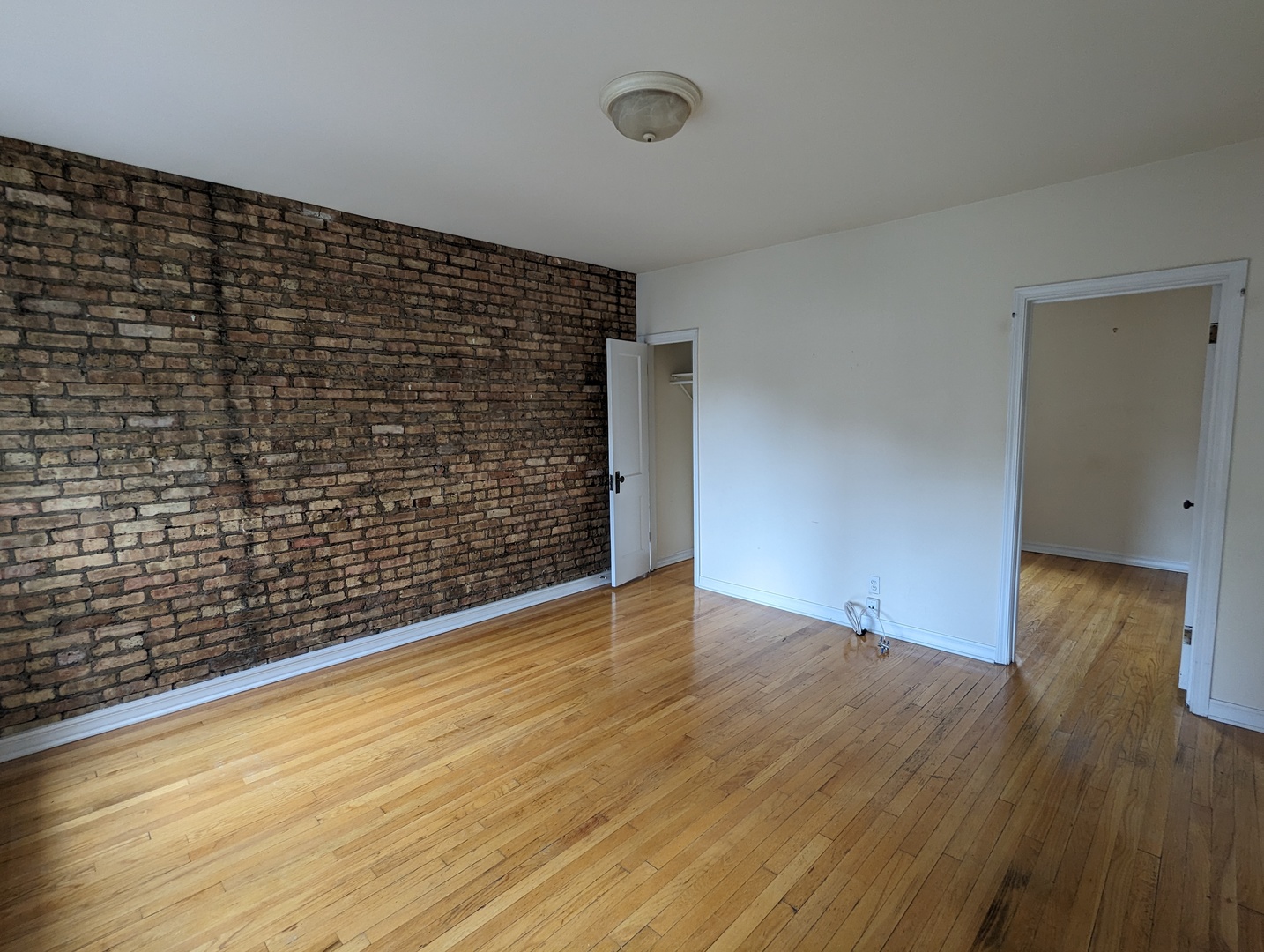 3040 W Wellington Street 1 Property Photo 2