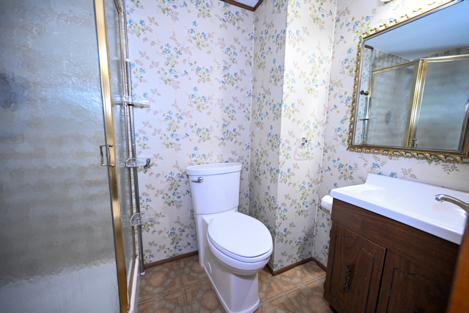 2250 Belleview Avenue Property Photo 12