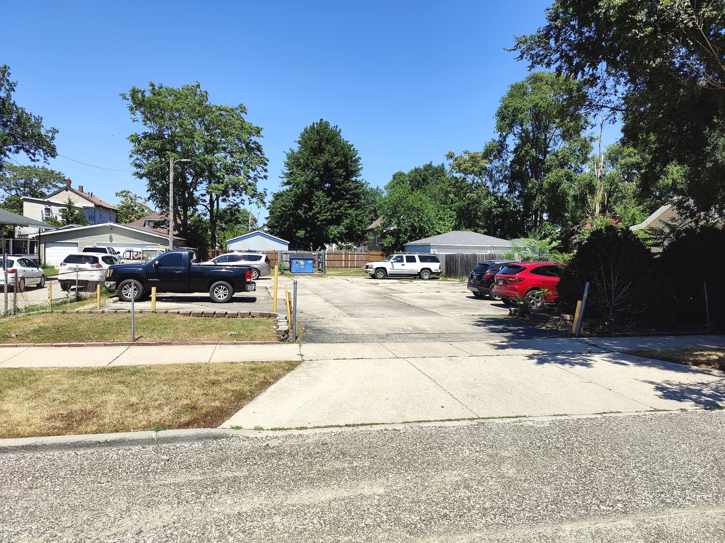 413 Meeker Avenue Property Photo 5