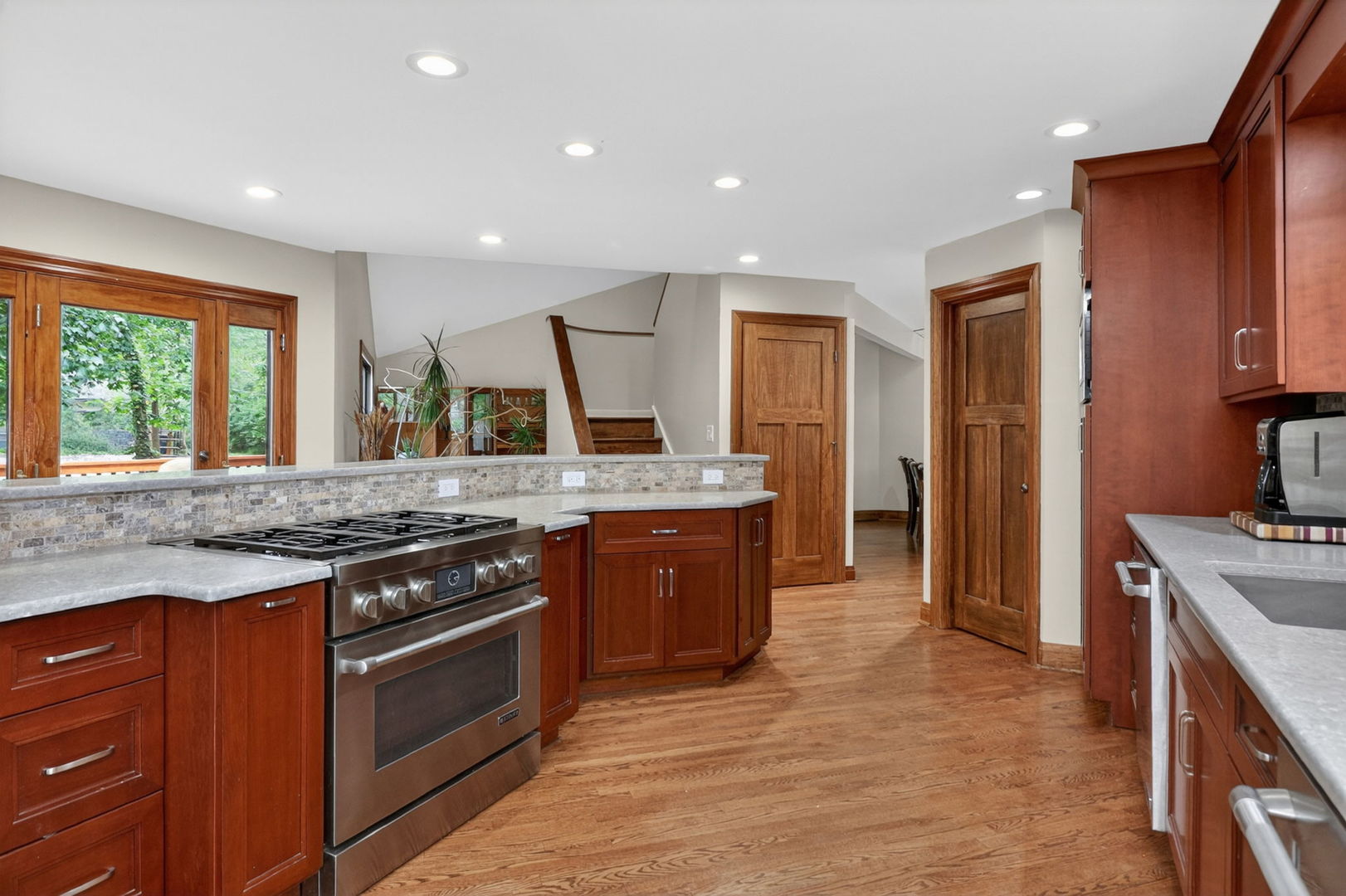 5337 Brookbank Road Property Photo 11