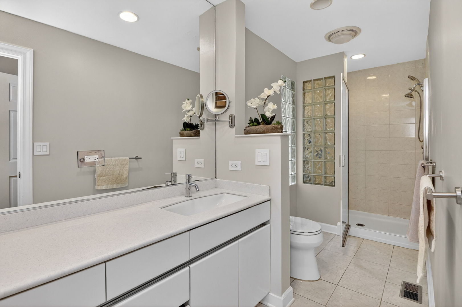 5337 Brookbank Road Property Photo 23