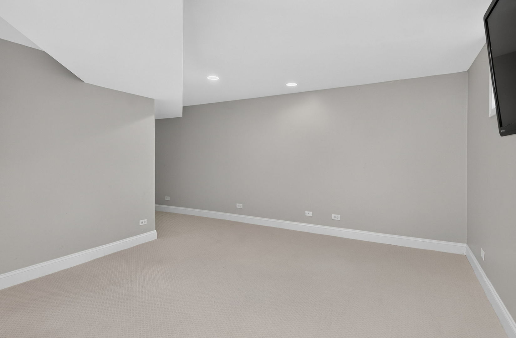 5337 Brookbank Road Property Photo 33